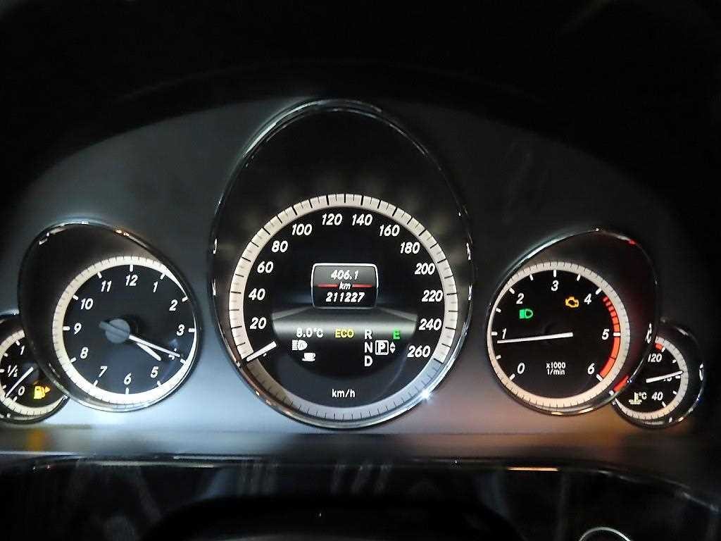 벤츠 E 클래스 E-클래스 W212 E220 CDI 아방가르드 이미지 9