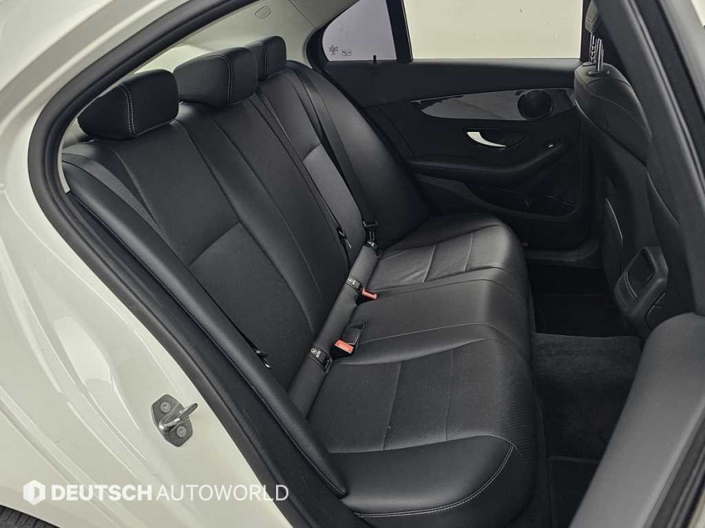 벤츠 C 클래스 C클래스 W205 C200 이미지 12