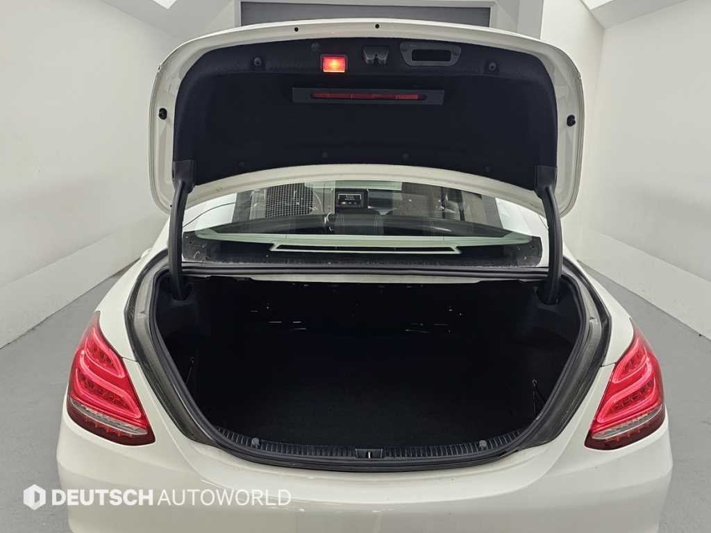 벤츠 C 클래스 C클래스 W205 C200 이미지 19