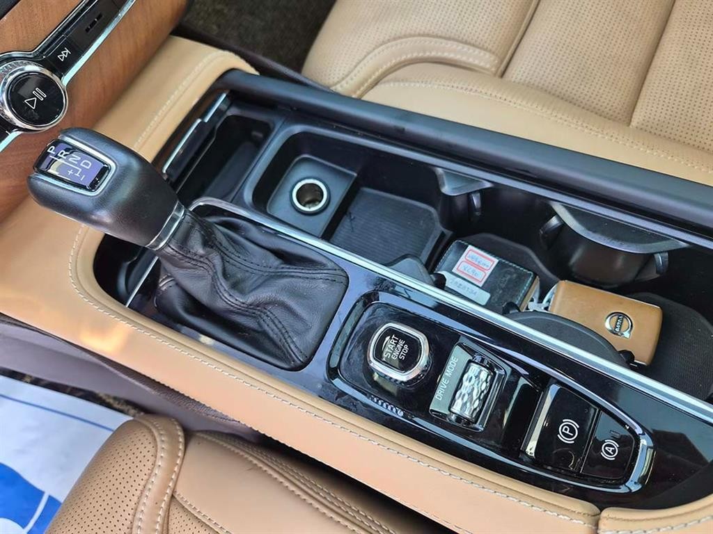 볼보 XC90 XC90 2세대 2.0 D5 AWD 인스크립션 이미지 10