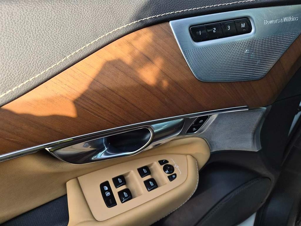 볼보 XC90 XC90 2세대 2.0 D5 AWD 인스크립션 이미지 11