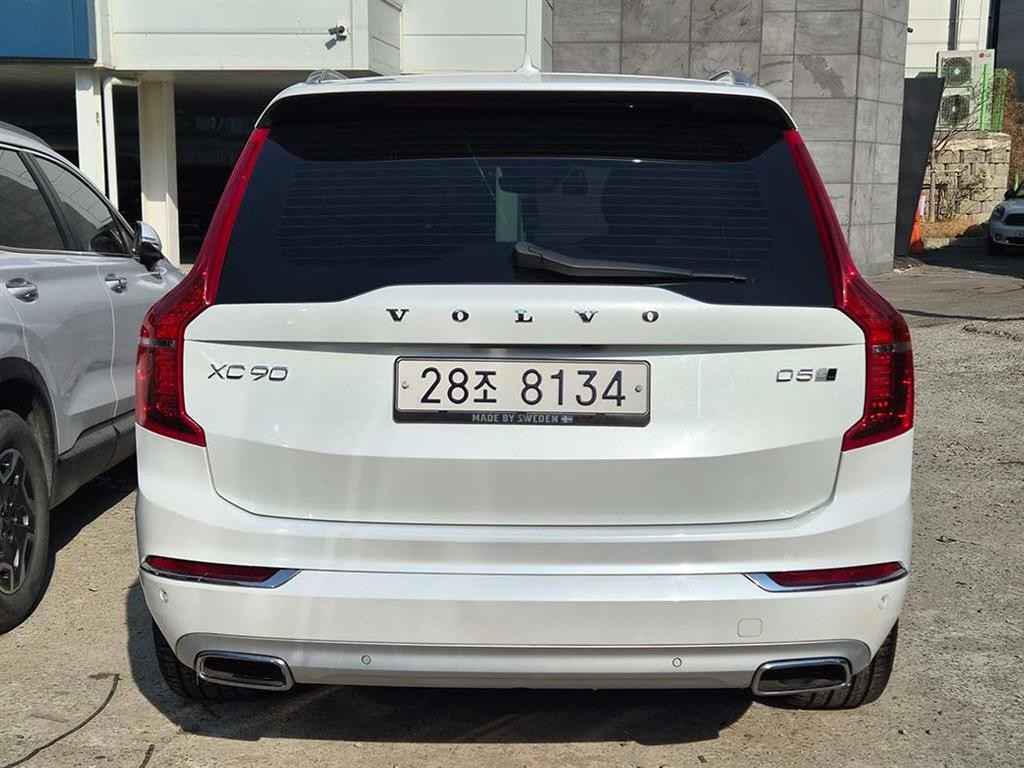 볼보 XC90 XC90 2세대 2.0 D5 AWD 인스크립션 이미지 5