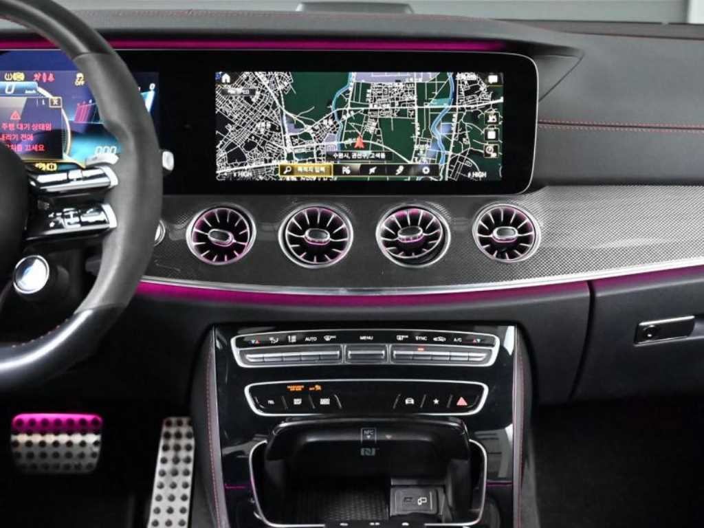 벤츠 E 클래스 E-클래스 W213 E53 AMG 4MATIC+ 쿠페 이미지 9