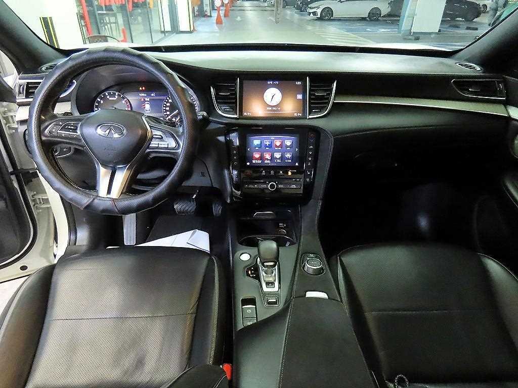 인피니티 QX QX50(P71A) 2.0 VC-T 센서리 AWD 이미지 10