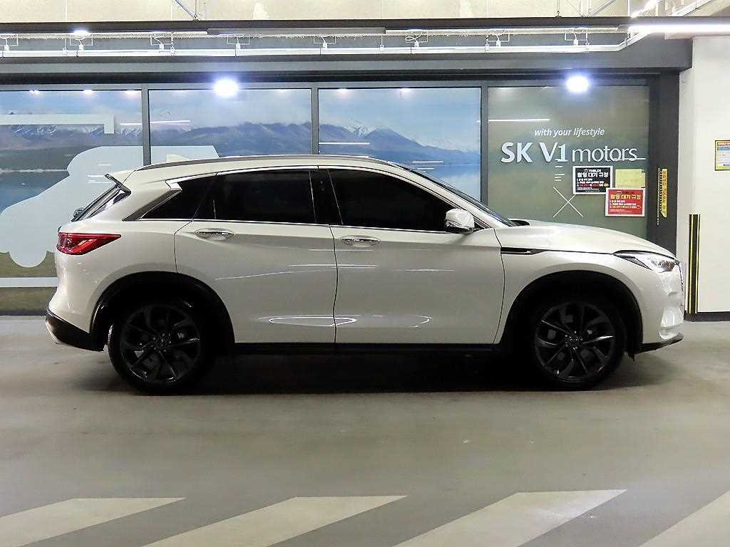 인피니티 QX QX50(P71A) 2.0 VC-T 센서리 AWD 이미지 3
