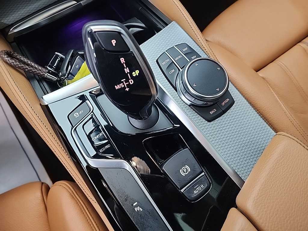 BMW 5시리즈 5시리즈 (G30) 530i xDrive M 스포츠 이미지 8