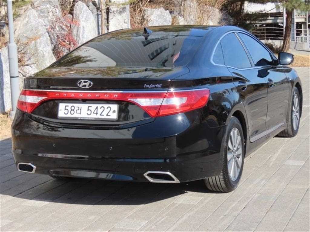 현대 그랜저 그랜저 HG 하이브리드 PREMIUM 이미지 3