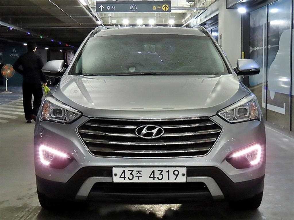 현대 맥스크루즈 R2.2 2WD 익스클루시브 스페셜 이미지 2