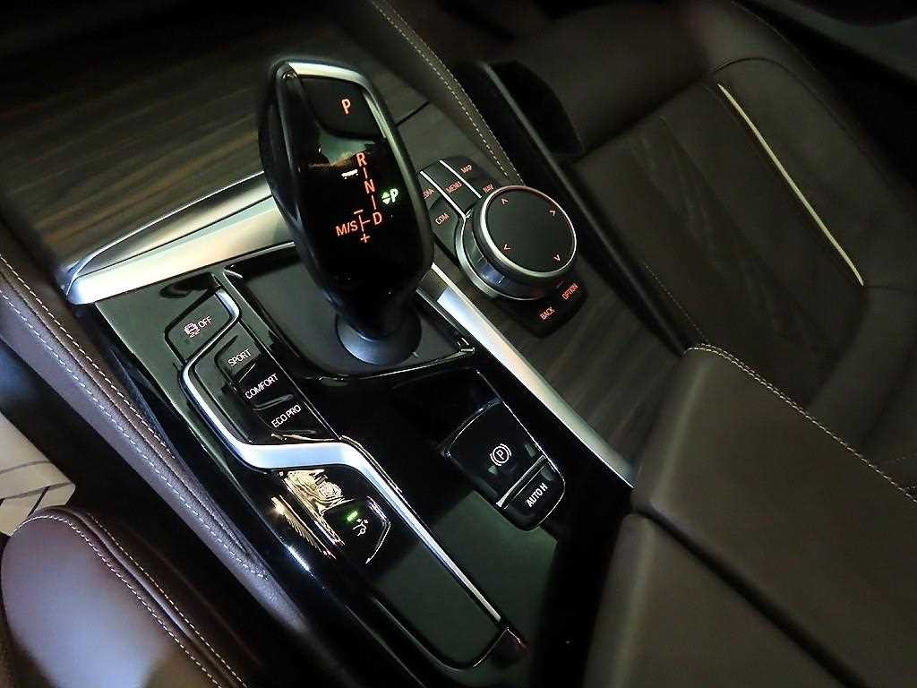 BMW 그란투리스모 6시리즈 GT (G32) 630i xDrive 럭셔리 이미지 12