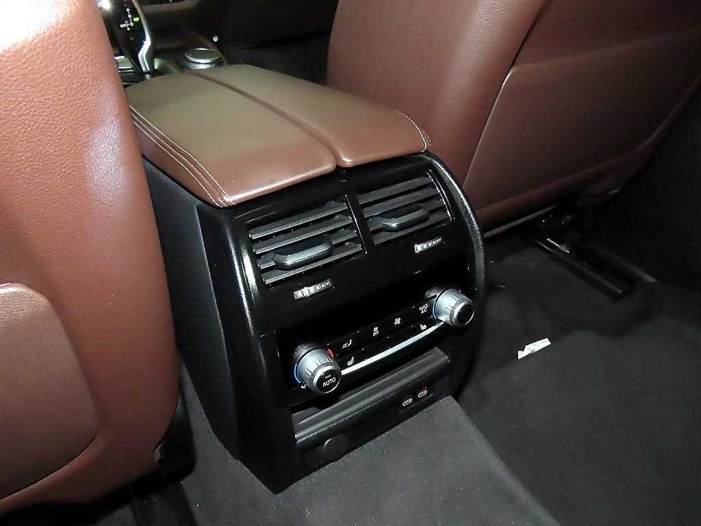 BMW 그란투리스모 6시리즈 GT (G32) 630i xDrive 럭셔리 이미지 15