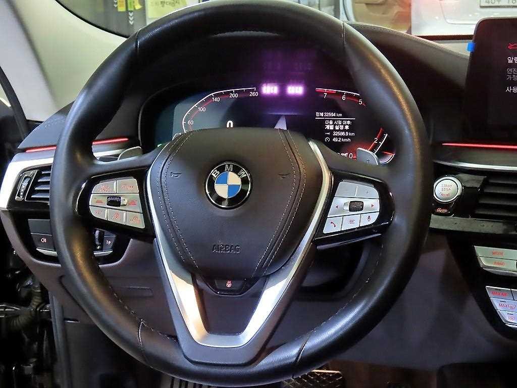 BMW 그란투리스모 6시리즈 GT (G32) 630i xDrive 럭셔리 이미지 8