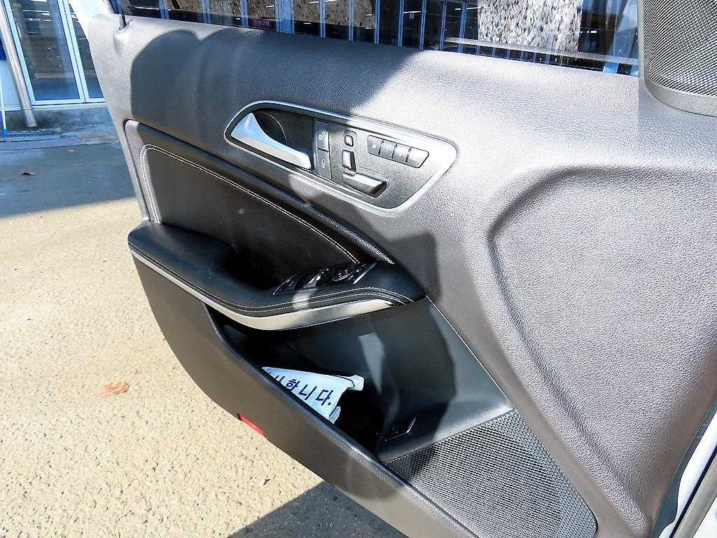 벤츠 GLA 클래스 GLA클래스 X156 GLA200 CDI 이미지 11