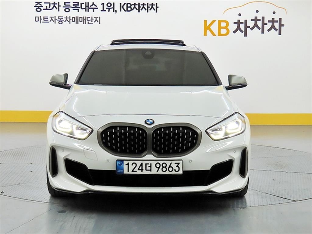 BMW 1시리즈 1시리즈 (F40) M135i xDrive 이미지 1