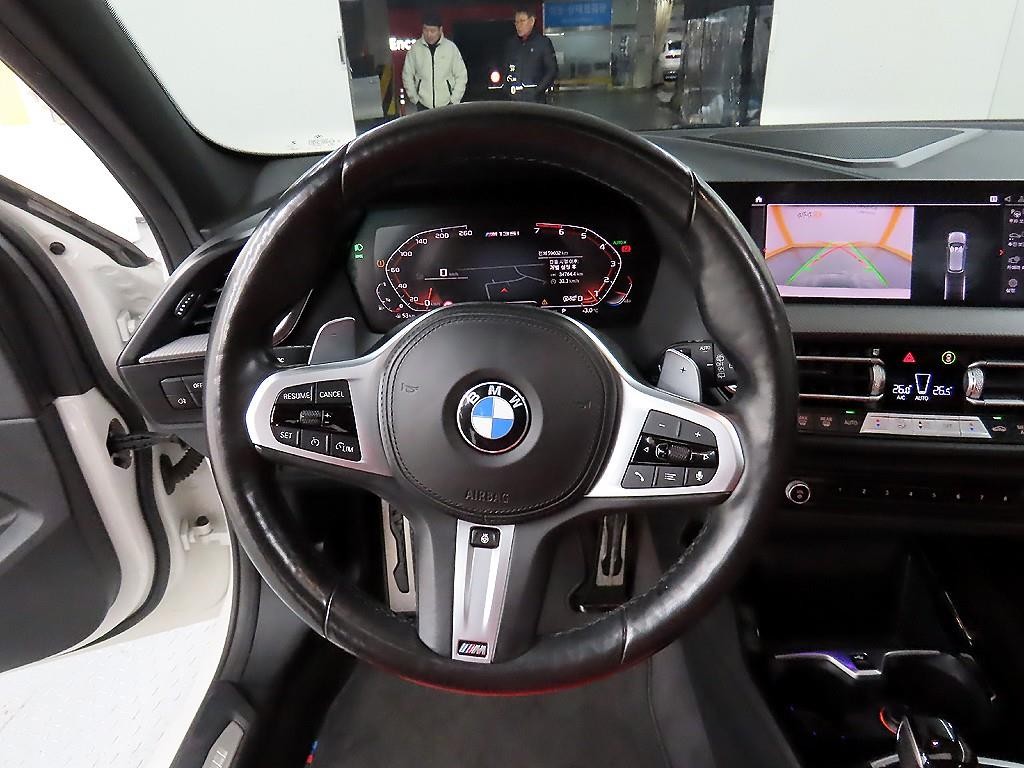 BMW 1시리즈 1시리즈 (F40) M135i xDrive 이미지 9