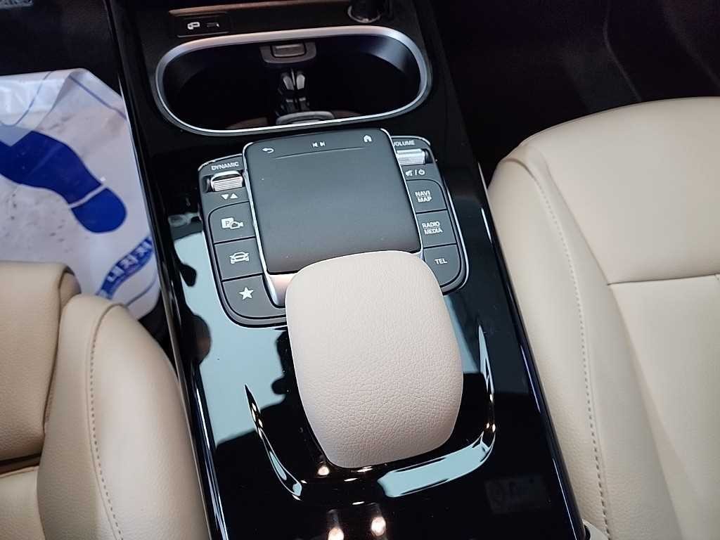 벤츠 A 클래스 A클래스 W177 A220 세단 이미지 15
