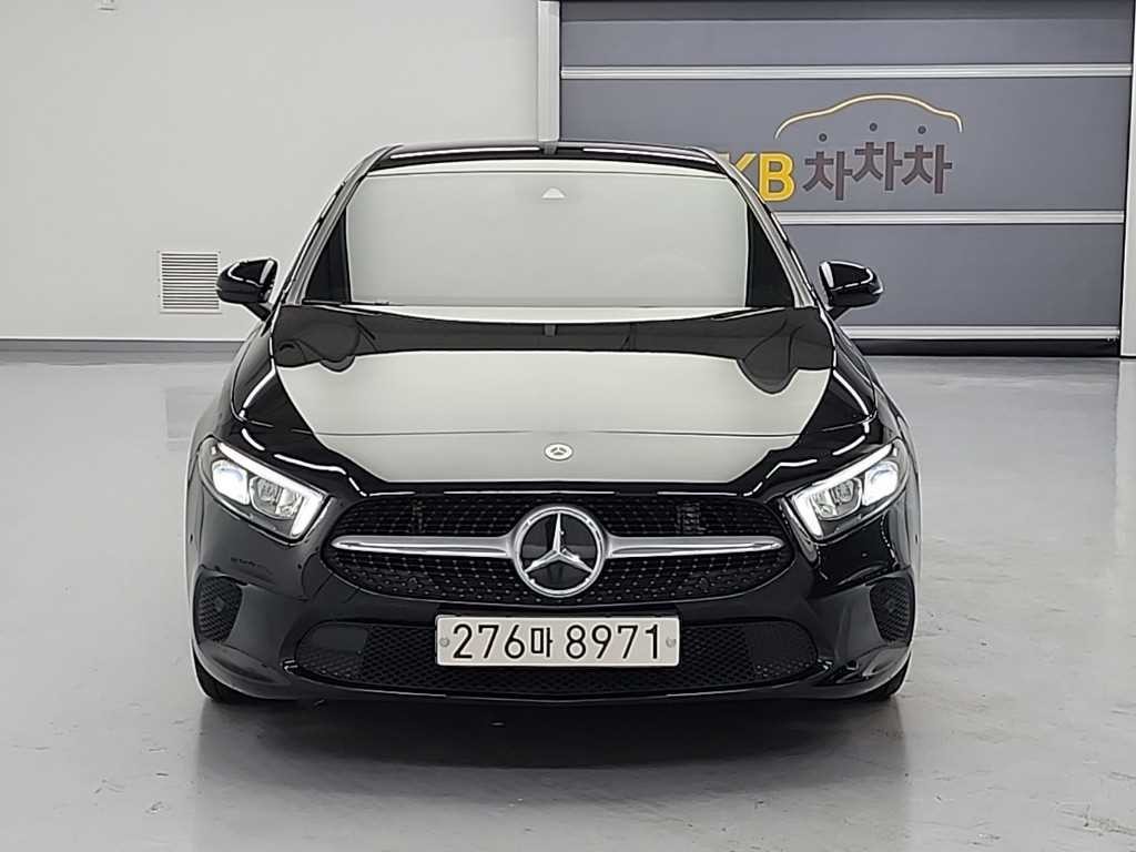 벤츠 A 클래스 A클래스 W177 A220 세단 이미지 2