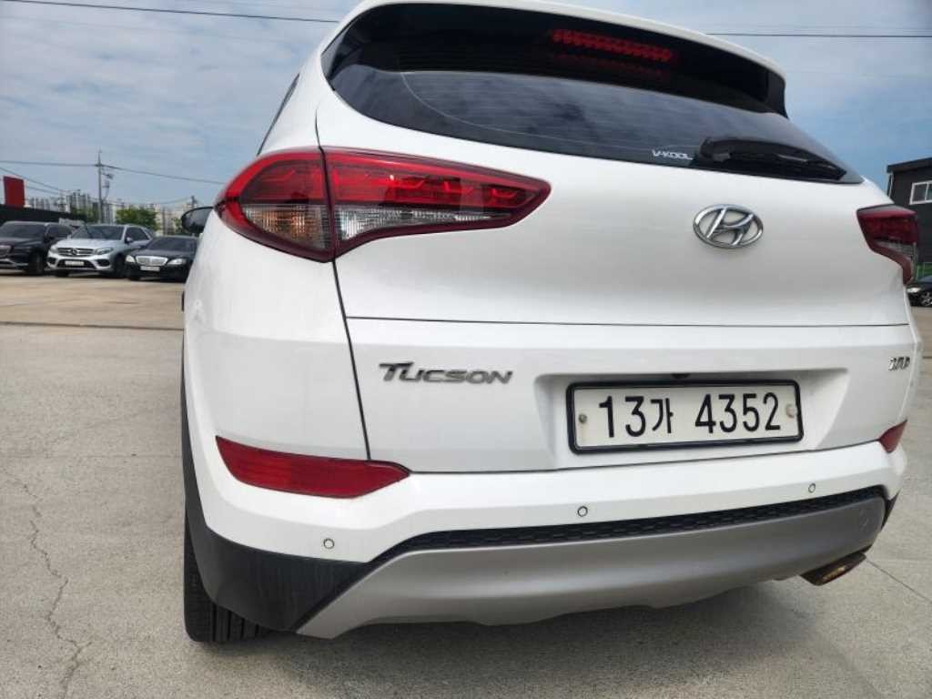 현대 투싼 올뉴투싼 디젤 1.7 2WD 프리미엄 이미지 3