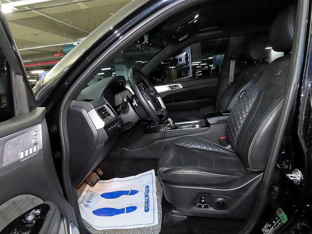 KG모빌리티(쌍용) 렉스턴 올 뉴 렉스턴 (Y450) 디젤 2.2 4WD 더 블랙 이미지 6