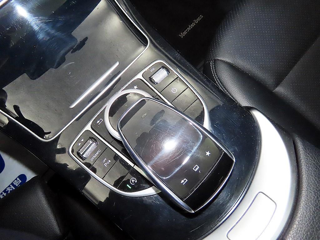 벤츠 C 클래스 C클래스 W205 C200 이미지 13