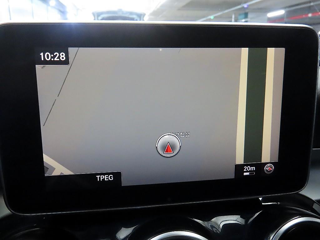 벤츠 C 클래스 C클래스 W205 C200 이미지 16