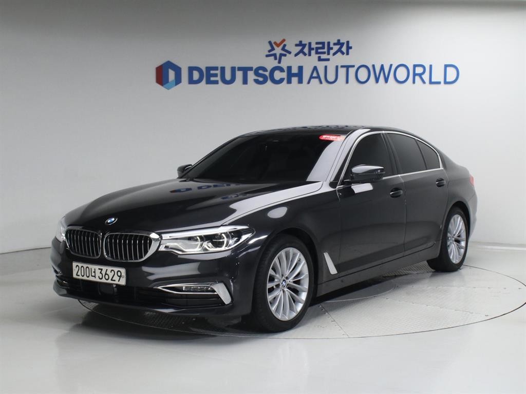 BMW 5시리즈 5시리즈 (G30) 520d 럭셔리 플러스 이미지 1