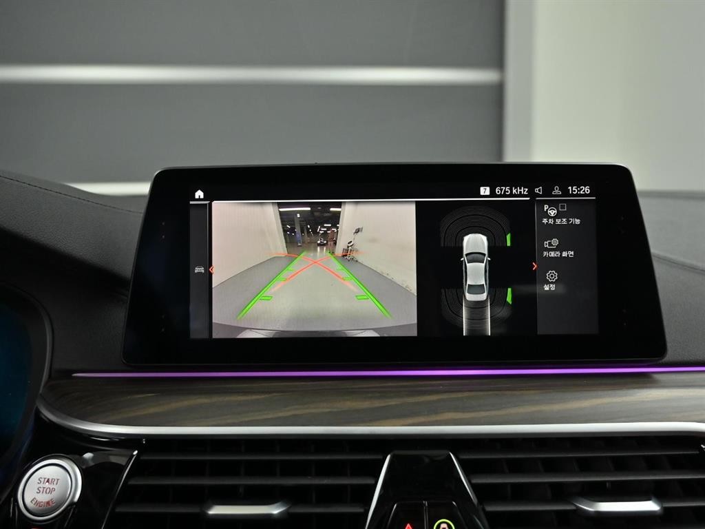 BMW 5시리즈 5시리즈 (G30) 520d 럭셔리 플러스 이미지 15