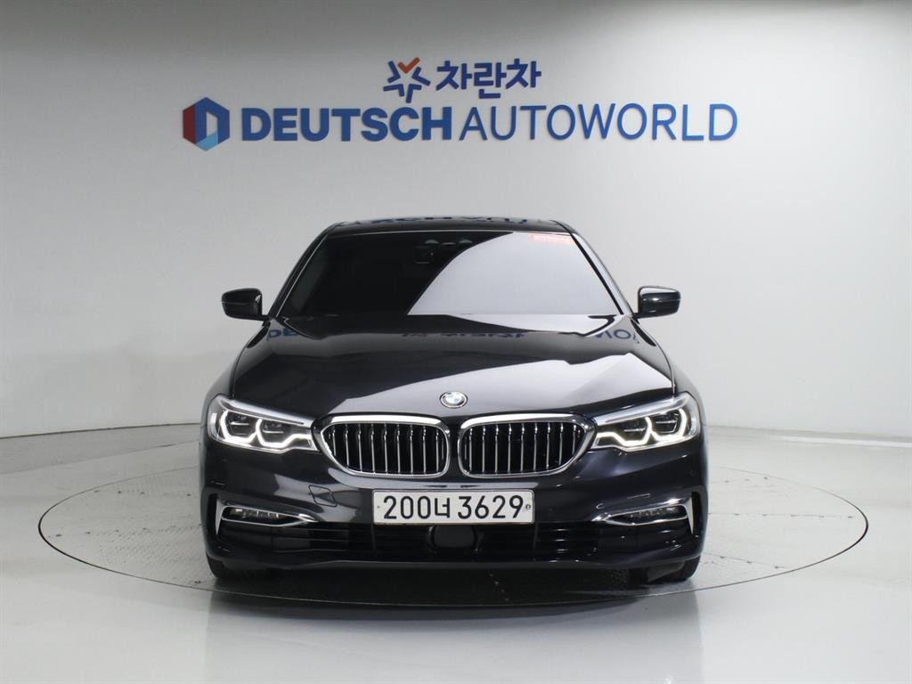 BMW 5시리즈 5시리즈 (G30) 520d 럭셔리 플러스 이미지 3