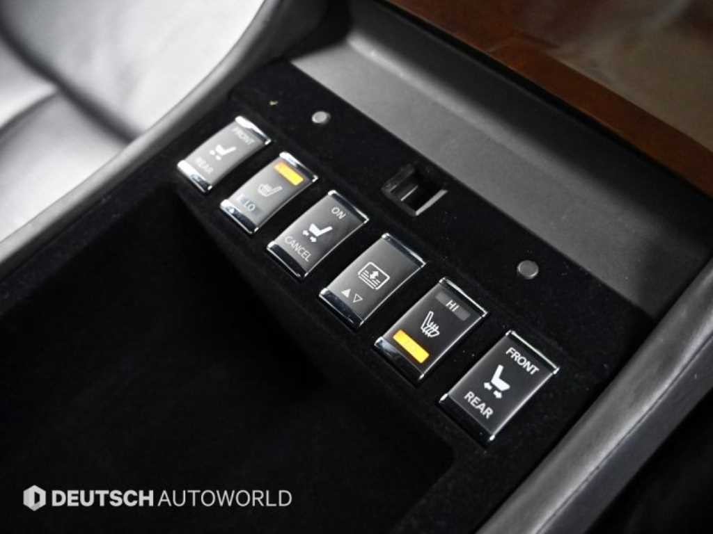 인피니티 Q Q70 3.7AWD 이미지 16