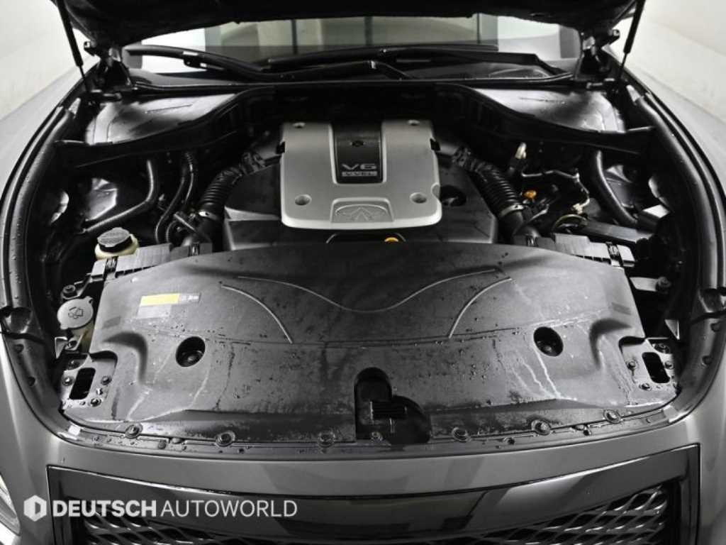 인피니티 Q Q70 3.7AWD 이미지 6