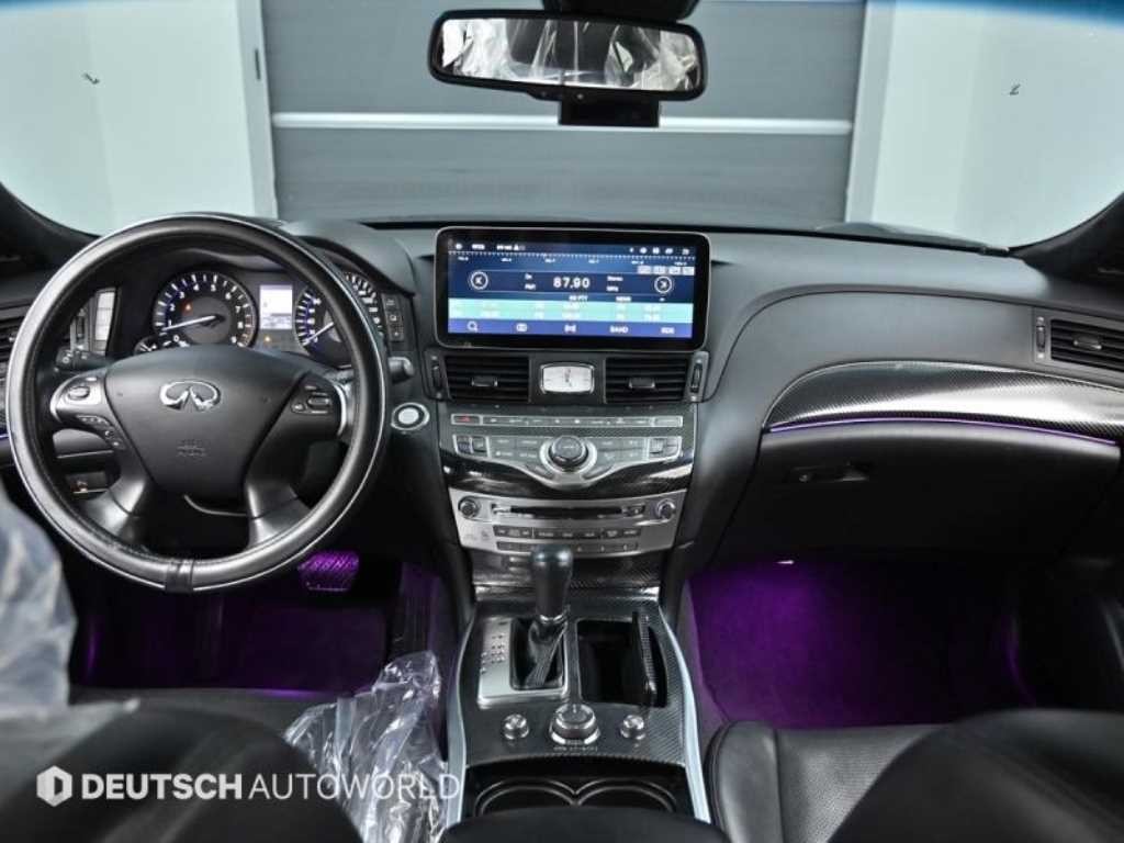 인피니티 Q Q70 3.7AWD 이미지 7