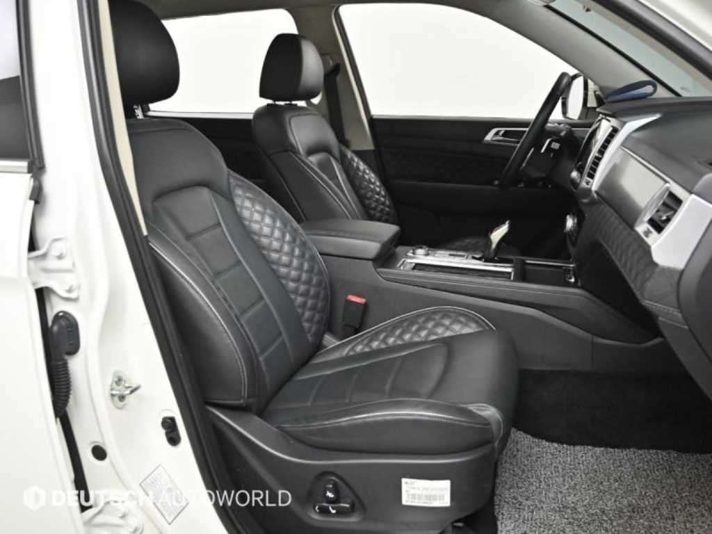 KG모빌리티(쌍용) 렉스턴 올 뉴 렉스턴 (Y450) 디젤 2.2 4WD 프레스티지 이미지 10