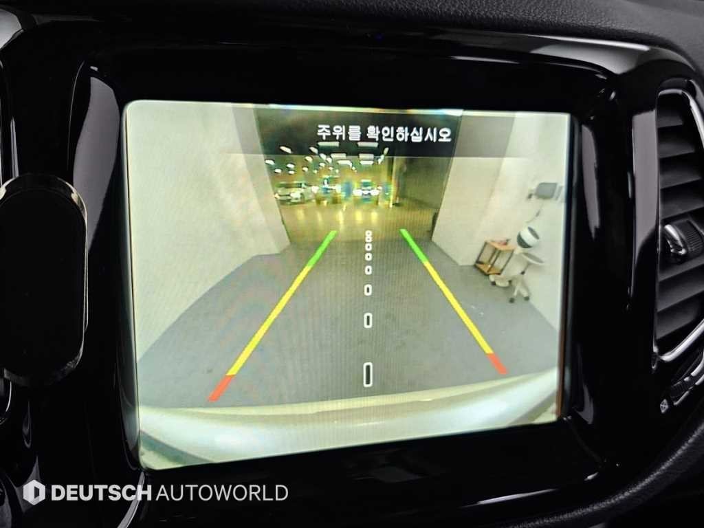 지프 컴패스 컴패스 2세대 2.4 AWD 리미티드 하이 이미지 15
