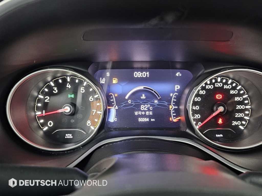 지프 컴패스 컴패스 2세대 2.4 AWD 리미티드 하이 이미지 8
