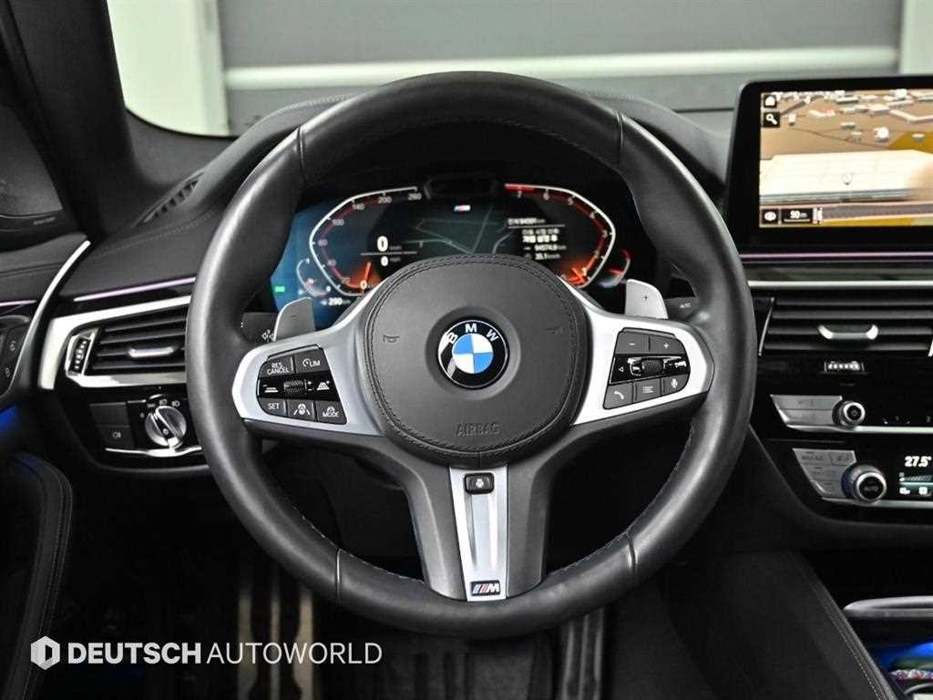 BMW 5시리즈 5시리즈 (G30) 540i xDrive M 스포츠 이미지 13