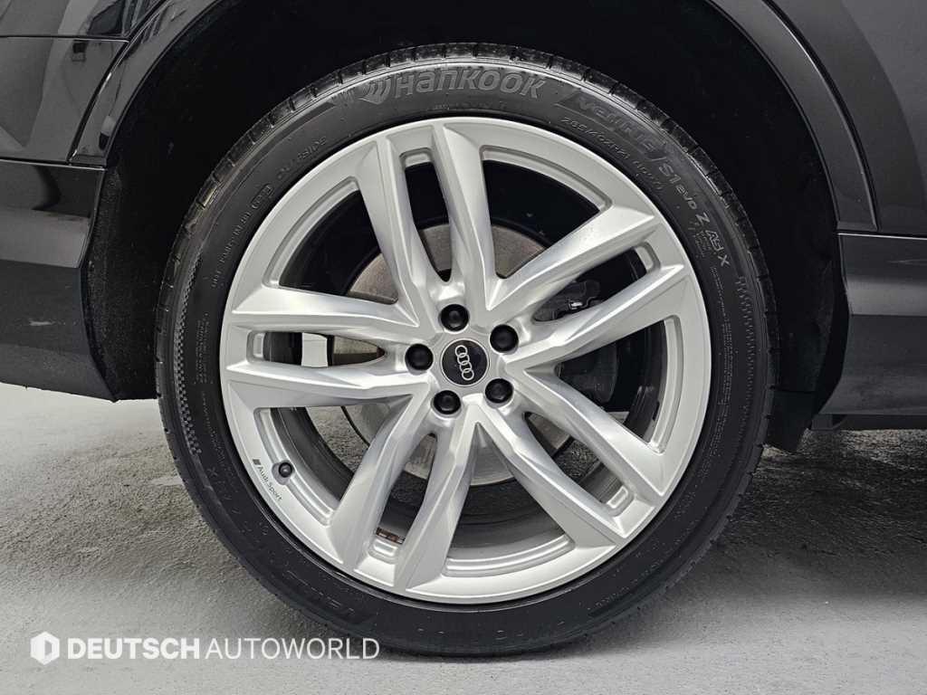아우디 Q7 Q7 (4M) 45 TDI 콰트로 프리미엄 이미지 5