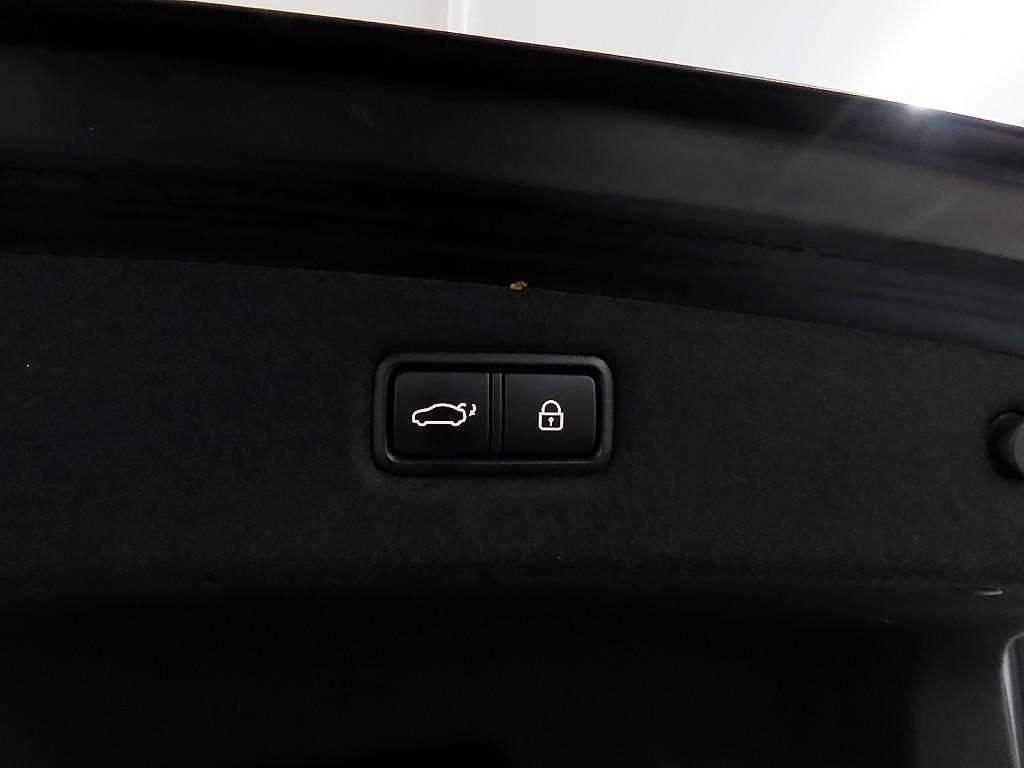 제네시스 G90 3.8 GDI AWD 럭셔리 이미지 18