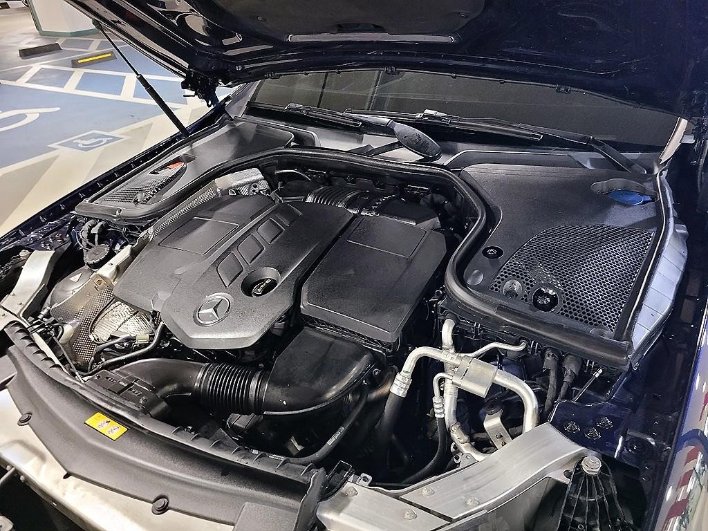 벤츠 E 클래스 E-클래스 W213 E220d 아방가르드 이미지 19