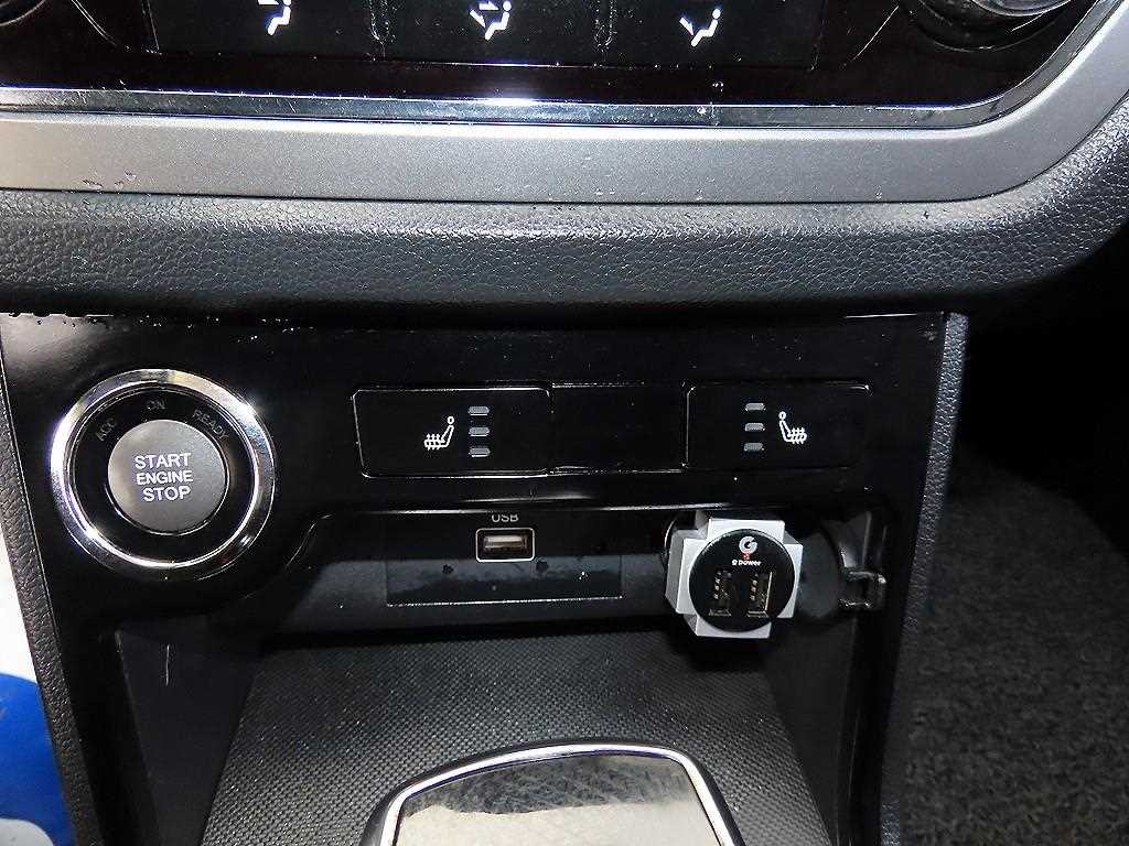 KG모빌리티(쌍용) 코란도 뷰티풀코란도 2WD 가솔린 1.5 C5 이미지 13