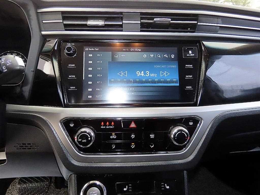 KG모빌리티(쌍용) 코란도 뷰티풀코란도 2WD 가솔린 1.5 C5 이미지 14