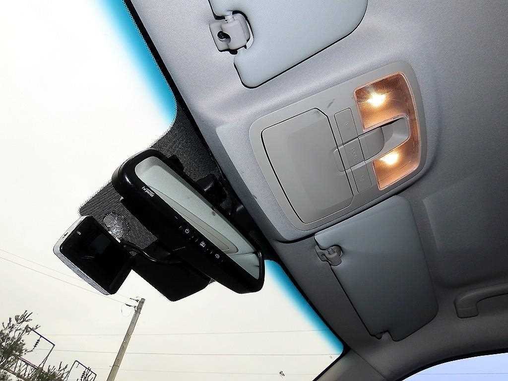 KG모빌리티(쌍용) 코란도 뷰티풀코란도 2WD 가솔린 1.5 C5 이미지 16