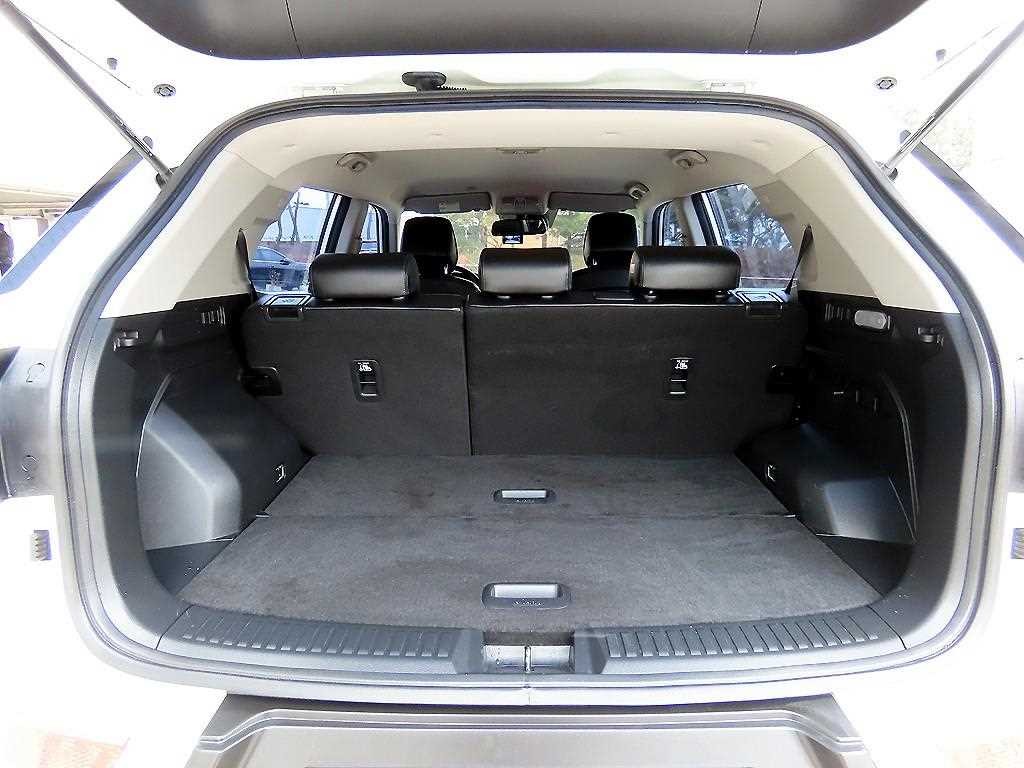 KG모빌리티(쌍용) 코란도 뷰티풀코란도 2WD 가솔린 1.5 C5 이미지 18