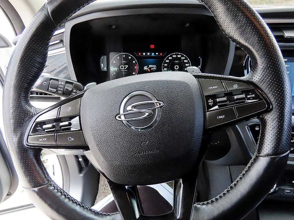 KG모빌리티(쌍용) 코란도 뷰티풀코란도 2WD 가솔린 1.5 C5 이미지 8
