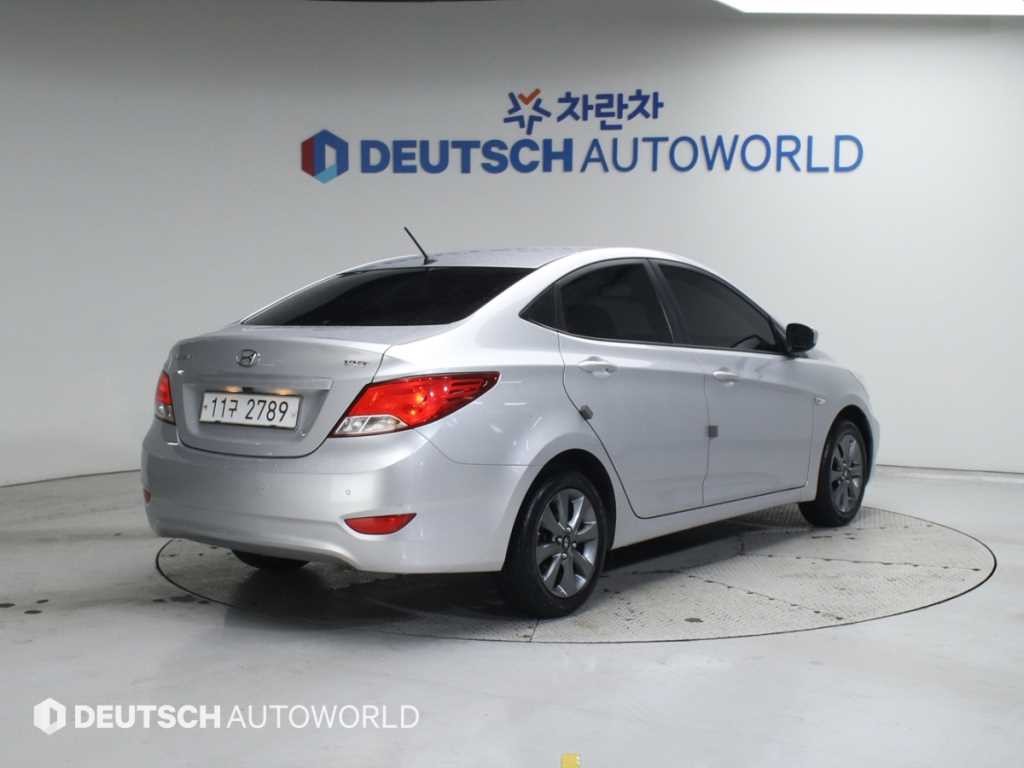 현대 엑센트 엑센트신형 1.4VVT 스마트 이미지 2