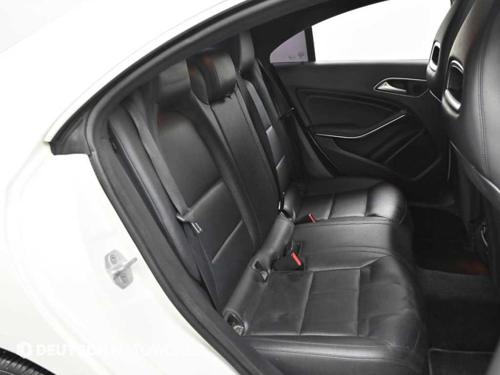 벤츠 CLA 클래스 CLA클래스 CLA 200 CDI 이미지 12