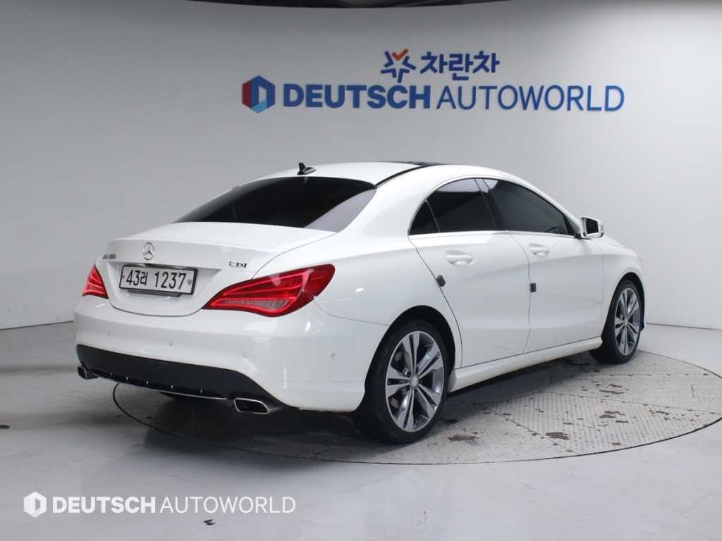 벤츠 CLA 클래스 CLA클래스 CLA 200 CDI 이미지 2