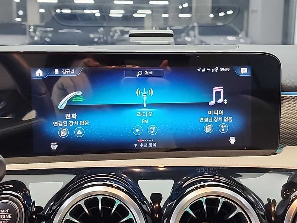 벤츠 A 클래스 A클래스 W177 A220 해치백 이미지 13