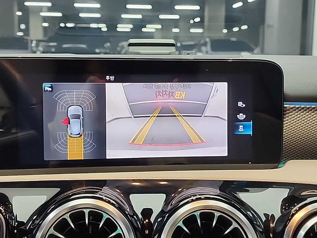 벤츠 A 클래스 A클래스 W177 A220 해치백 이미지 14