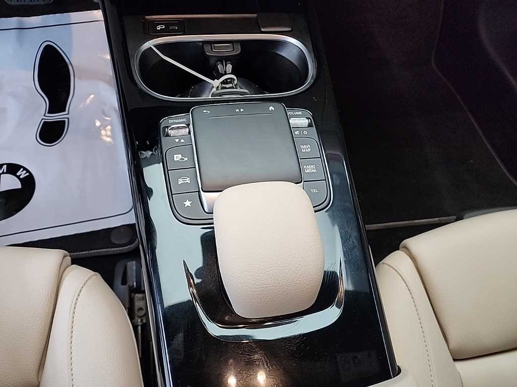 벤츠 A 클래스 A클래스 W177 A220 해치백 이미지 15