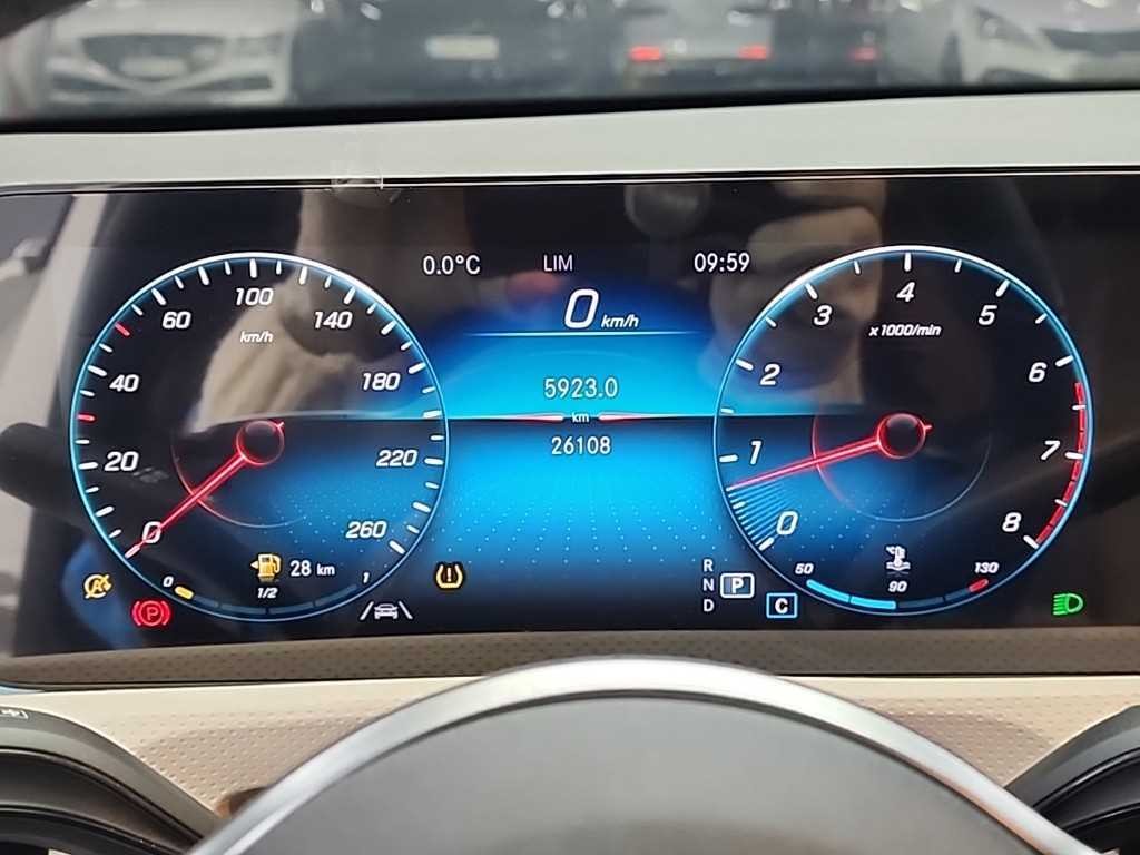 벤츠 A 클래스 A클래스 W177 A220 해치백 이미지 7
