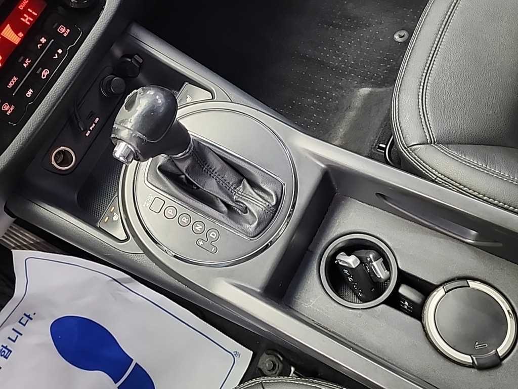 기아 스포티지 스포티지 R 2WD TLX 최고급형 이미지 8